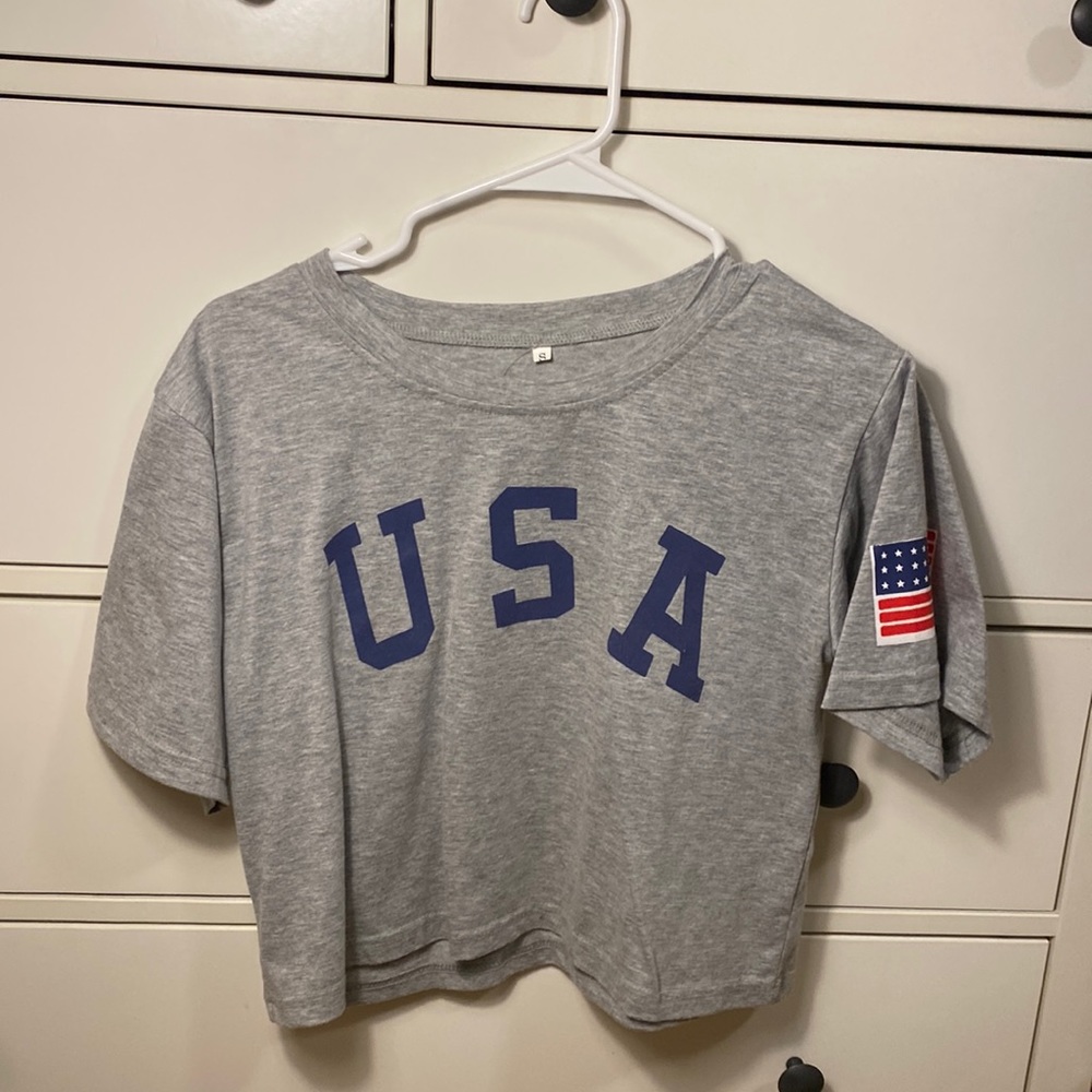 cute trendy crop top